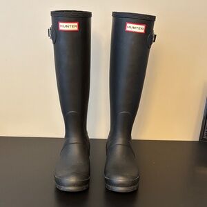 Hunter Classic Black Knee-High Boots